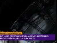 Fuego en un depósito en San Carlos.00_00_36_16.Imagen fija001